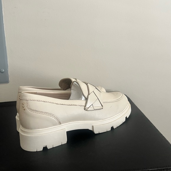 Vince Camuto Mylana Platform Loafer (Women’s US 8.5) - Picture 3 of 7